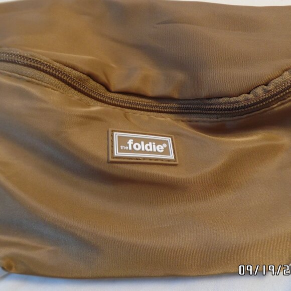 Foldie Belt Bag New With Tags Hard to Find Light Brown - Picture 2 of 10